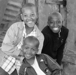 1st Club Mono – Three Amigos – Susan Hinton Smith