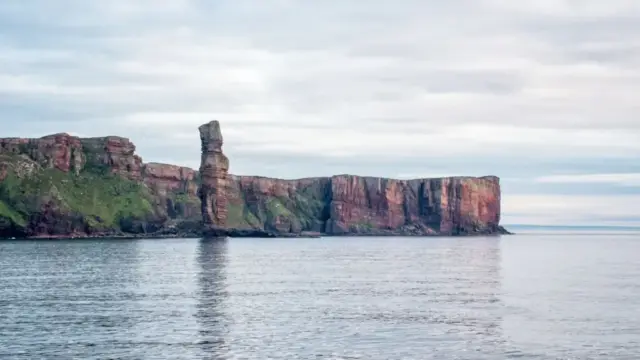 Simon_Wood-Colour_Print-18pts-Old_Man_Reflected